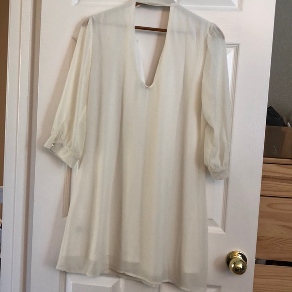 3/4 Length Sleeve Tie Neck Shift Dress (Juniors) - Picture 6 of 7